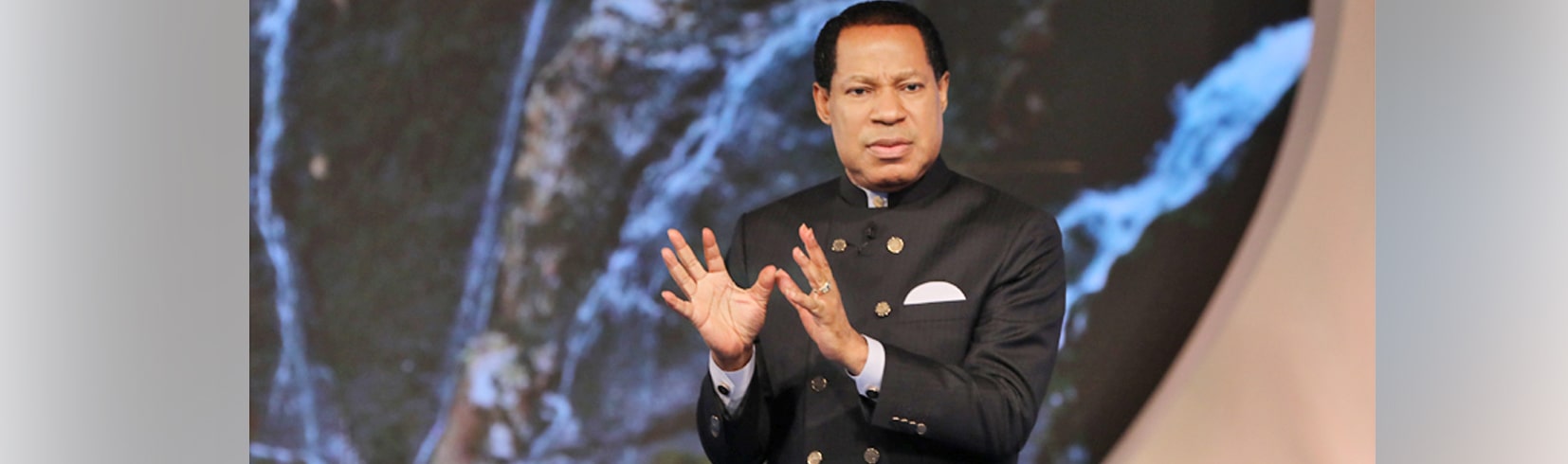 ALL THE BLESSINGS OF HEAVEN IN YOU – PASTOR CHRIS [MON MAY 01 2023]